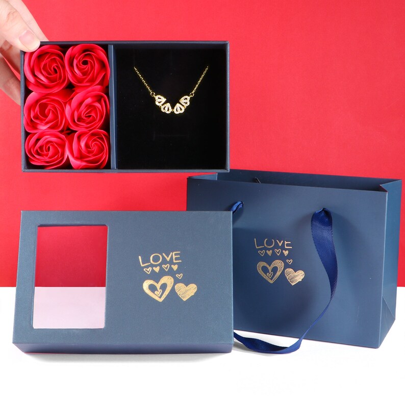 Box Gorgeous Clover Hearts Necklace - Comes With Free Gift Box In Frequently Bought Together Section